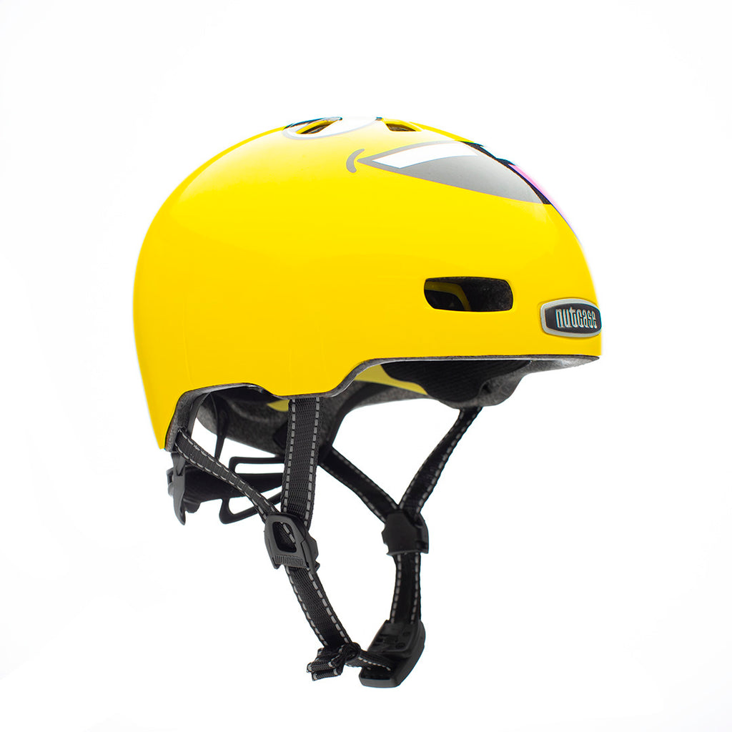 Nutcase little nutty 2025 ladybug bike helmet